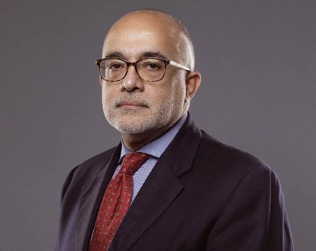 تسونامي يقترب من صناعة السياحة…